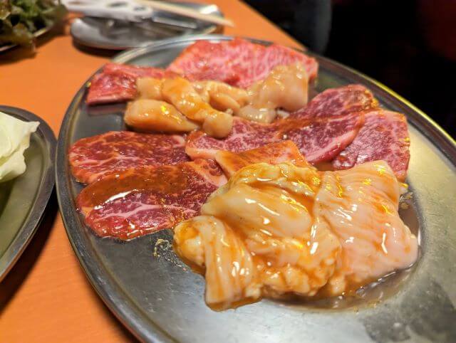 大分県別府市にある「焼肉　一力ｲﾁﾘｷ」で注文した美味しそうな生肉の画像